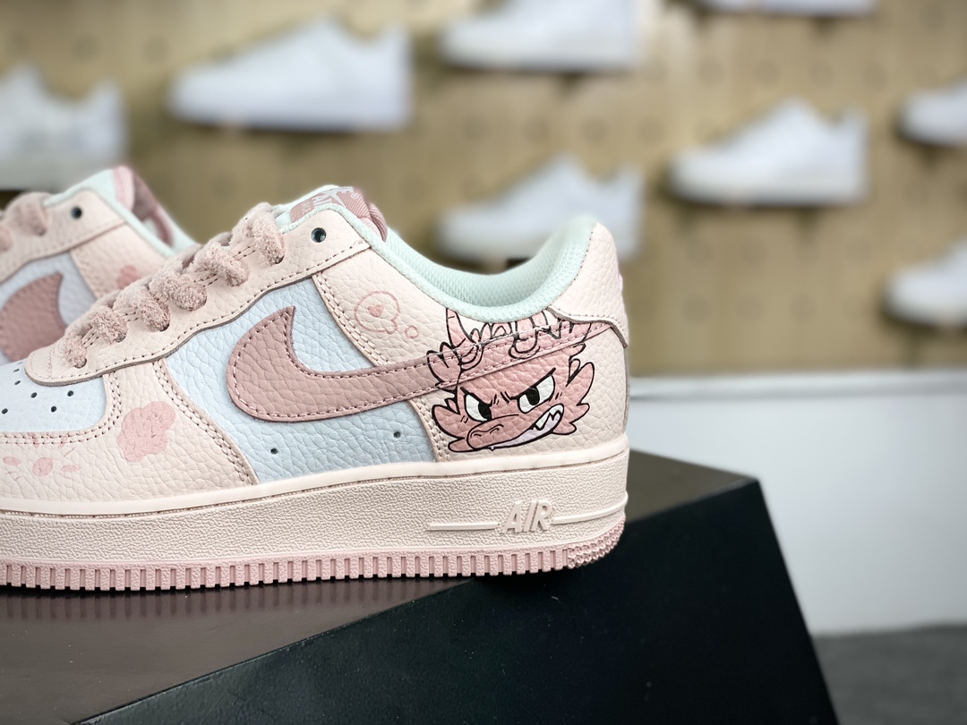 耐克Nike Air Force 1'07 Low Retro”Macaron”空军一号板鞋“杏白粉蒸汽木偶龙年”