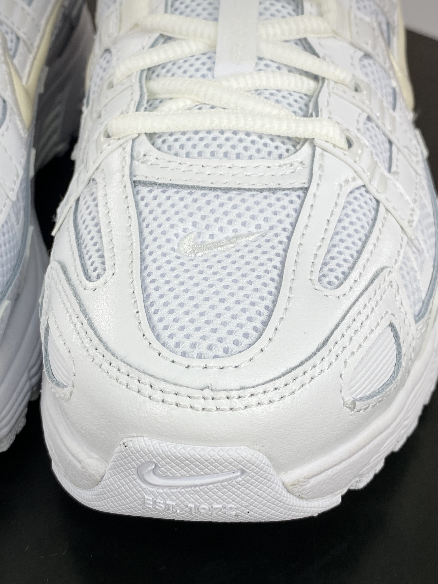 耐克Nike P-6000”Tirple White”系列低帮复古老爹风慢跑鞋“全白武士”BV1021-102