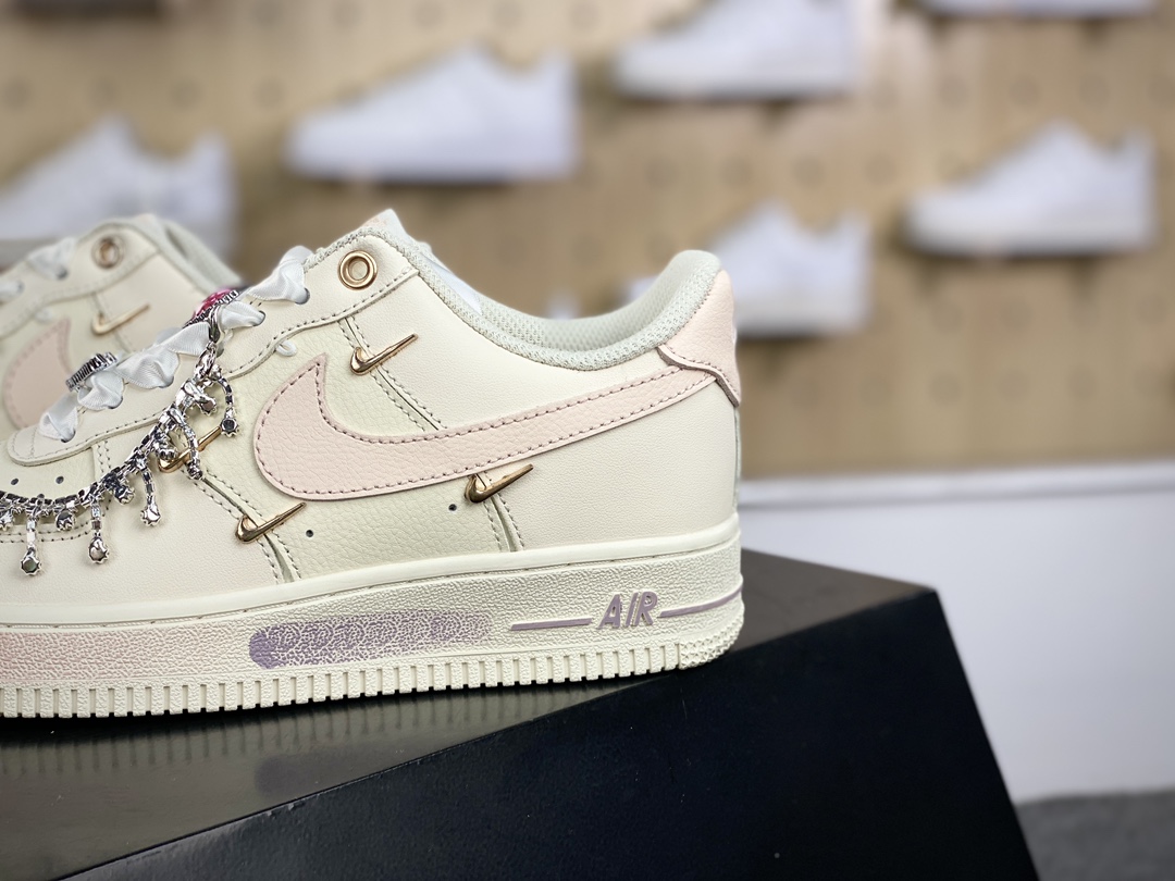 260 耐克Nike Wmns Air Force 1' 07 LX"Rose Gold"空军一号板鞋“米白粉金小四钩水晶项链”FV1122-333