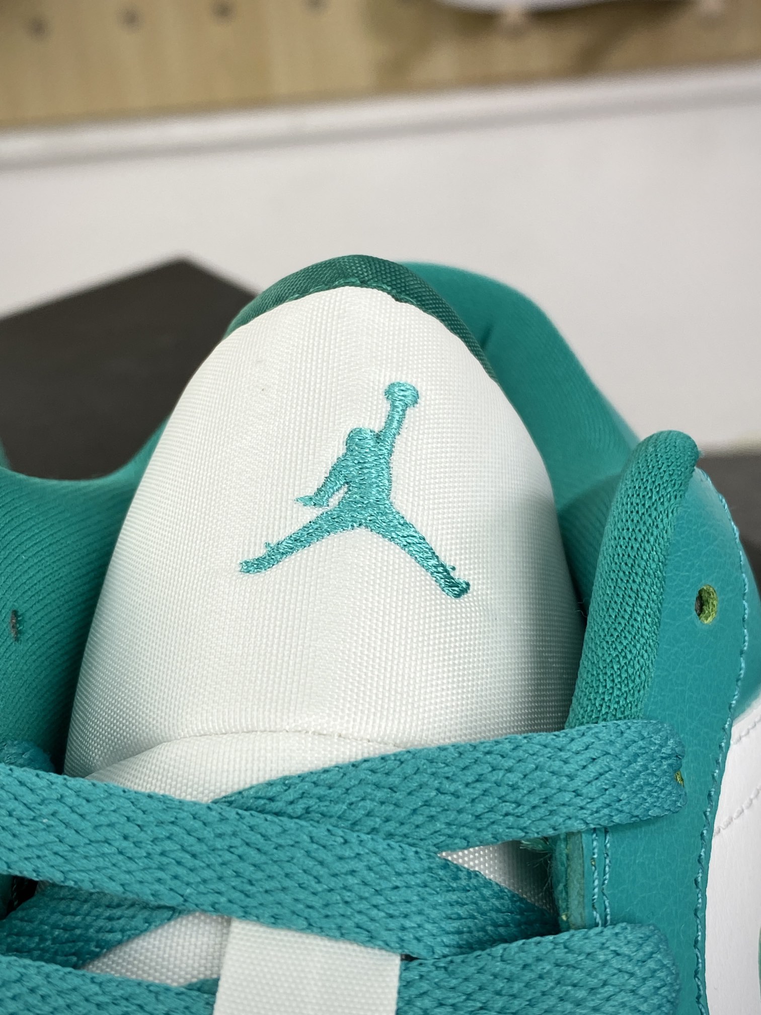 220 耐克Nike Wmns Air Jordan 1 Low"White/Green Mint"AJ1乔丹一代篮球鞋“白绿薄荷”DC0774-132