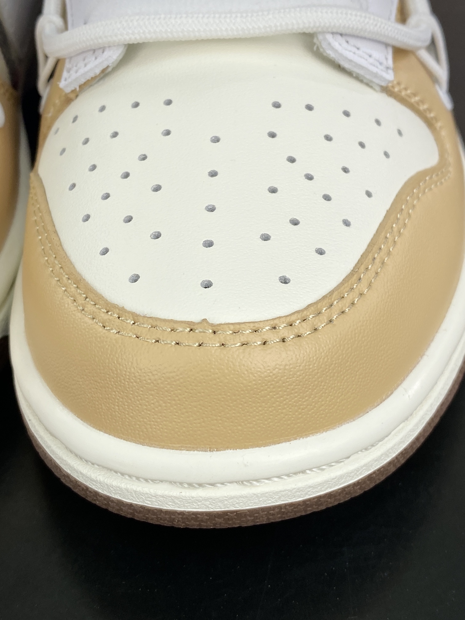 260 耐克Nike SB Dunk Low Lot"Brown/Milk White"扣篮板鞋“米黄白苏格兰格子加粗绑绳”DD1503-124