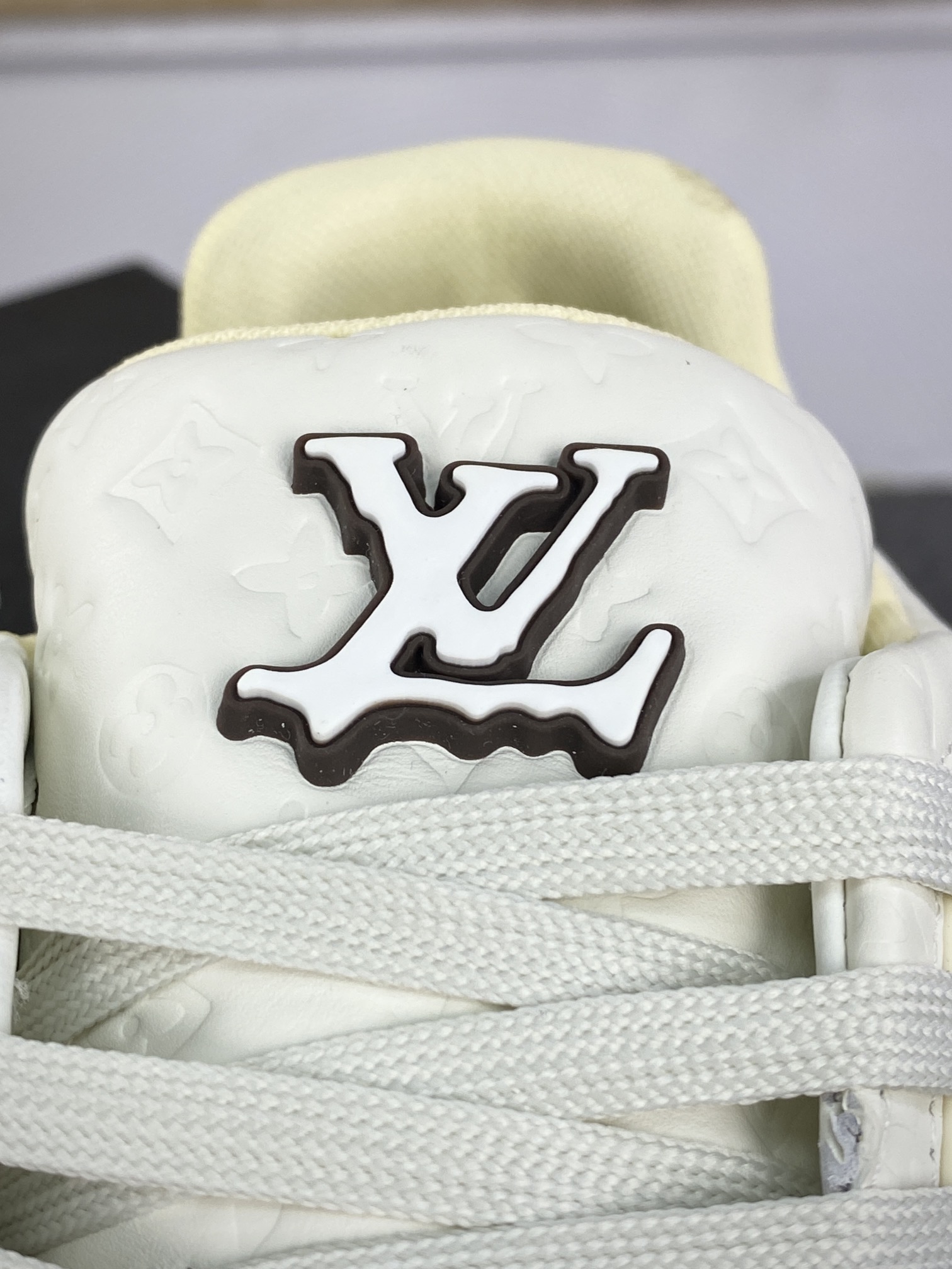 LV路易威登Louis Vuitton Trainer Sneaker Low 低帮篮球板鞋