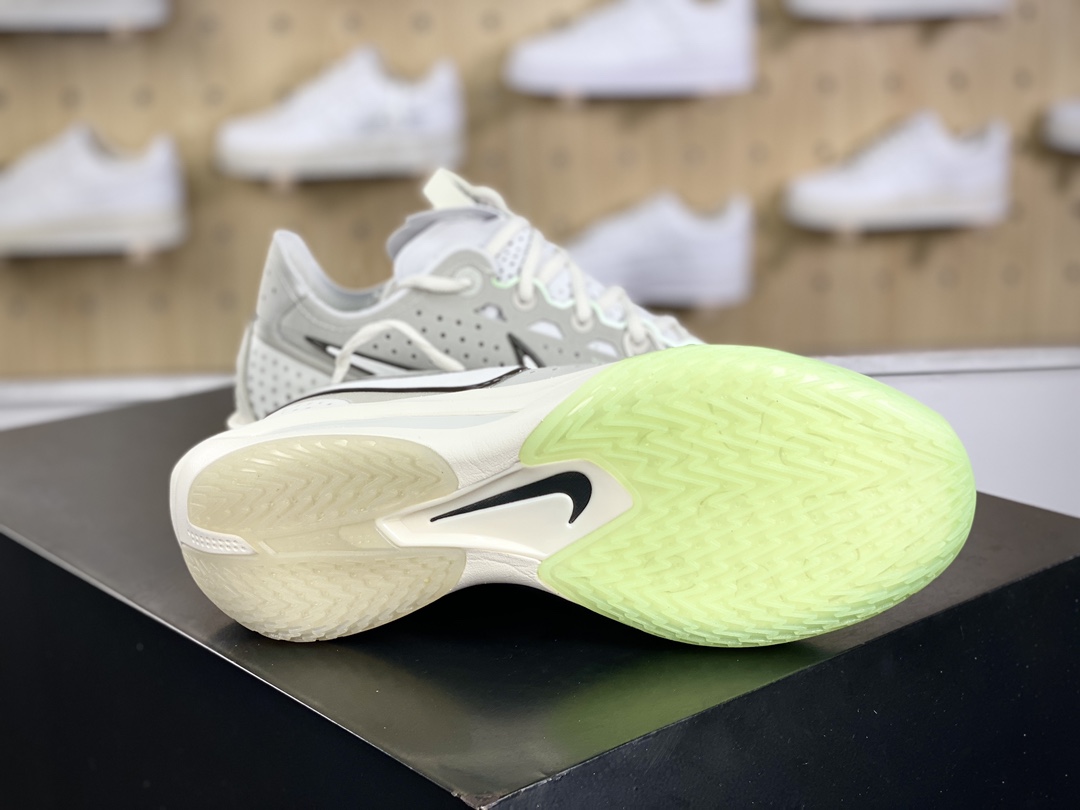 300 耐克Nike Air Zoom GT Cut 3 EP"Light Bone/Vapor Green"超跑篮球鞋“浅骨白蒸汽绿”DV2913-003