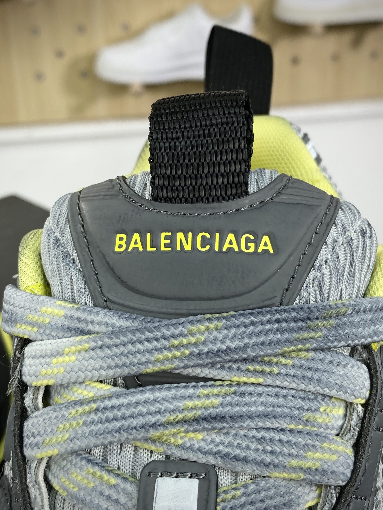 400 巴黎世家BALENCIAGA Cargo Sneaker 10XL船型系列低帮运动鞋“炭黑灰浅黄做旧”792778 W2NV2 0511