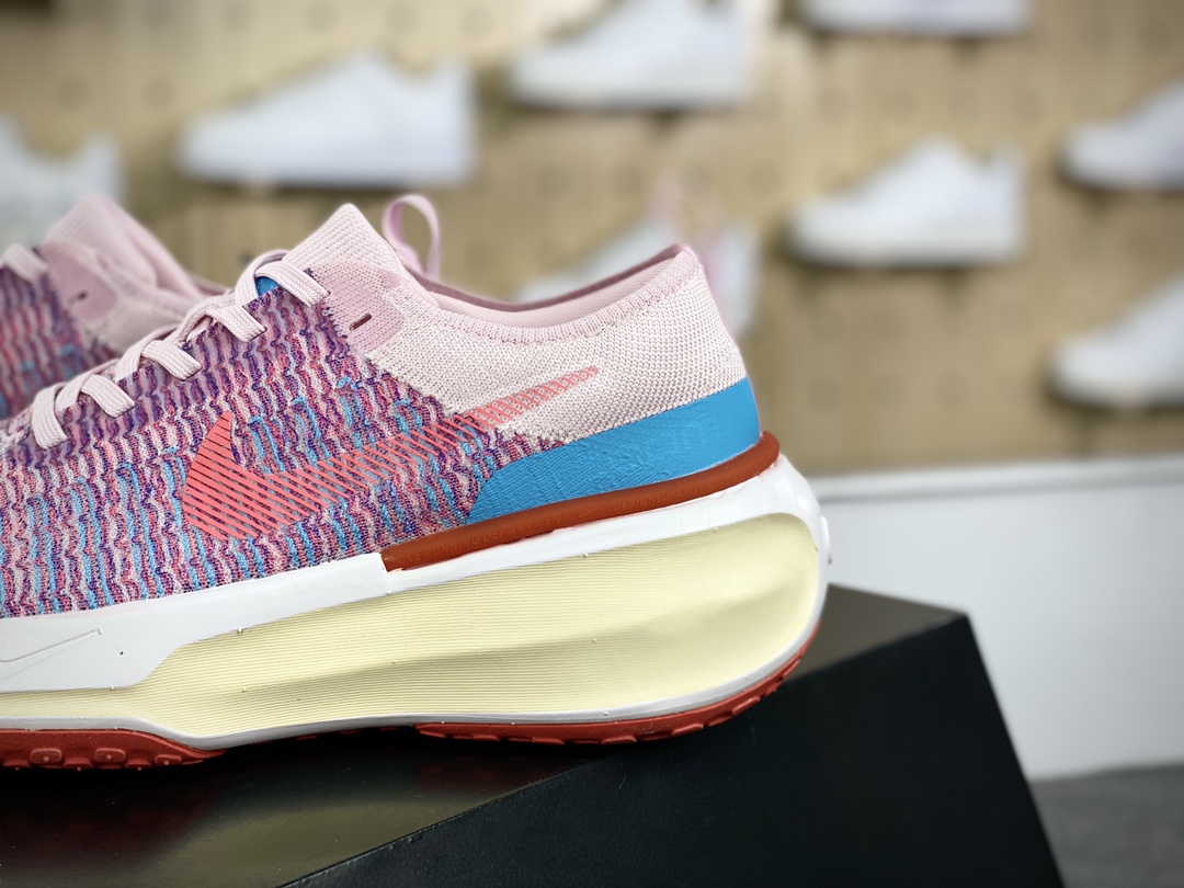 200 耐克Nike ZoomX Invincible Run Flyknit 3"White/Black/Blue/Pink"慢跑鞋“针织白黑浅蓝粉”DR2660-600