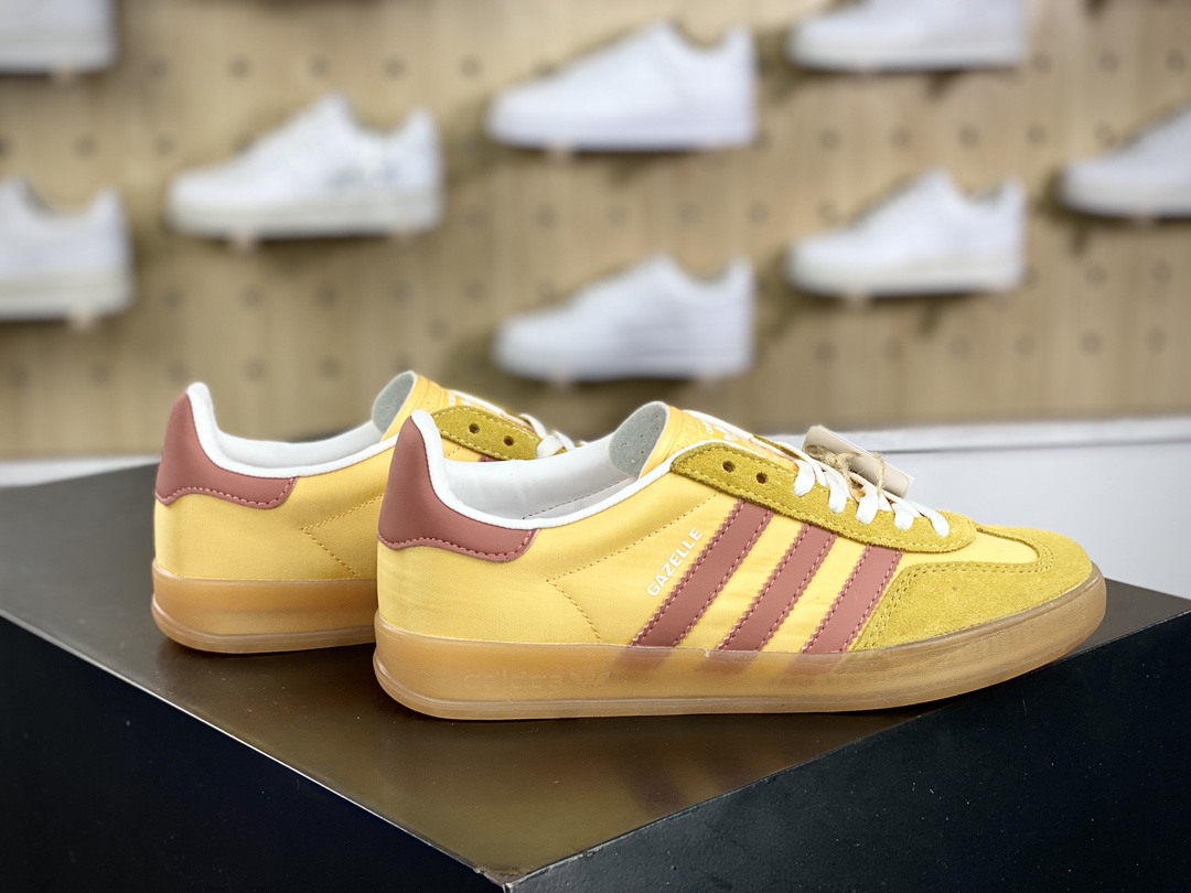 190 阿迪达斯Adidas Gazelle Indoor Trainers 羚羊内训系列低帮板鞋“翻毛粘土黄橘黄生胶底”IE2959