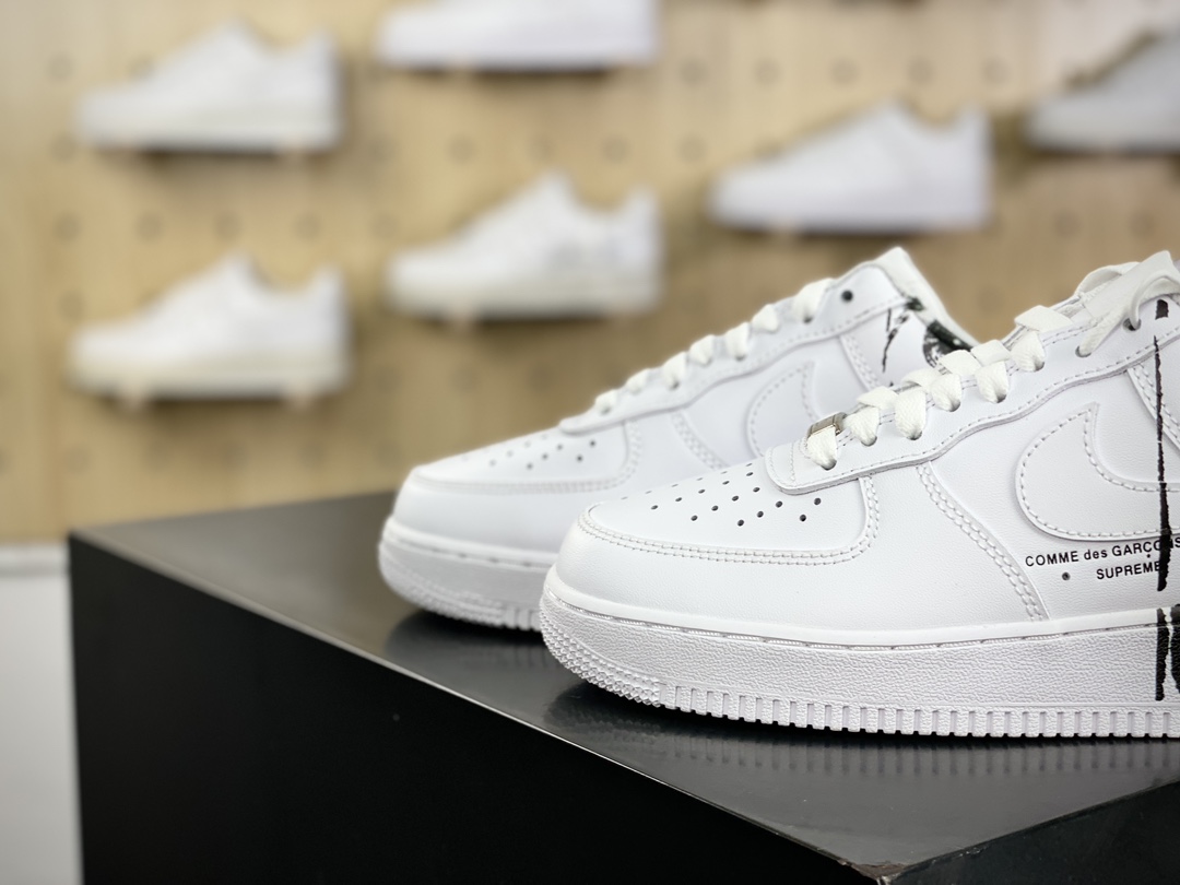 260 耐克Nike Air Force 1’07 Low空军一号系列经典低帮板鞋“皮革白涂鸦六眼”923044-100