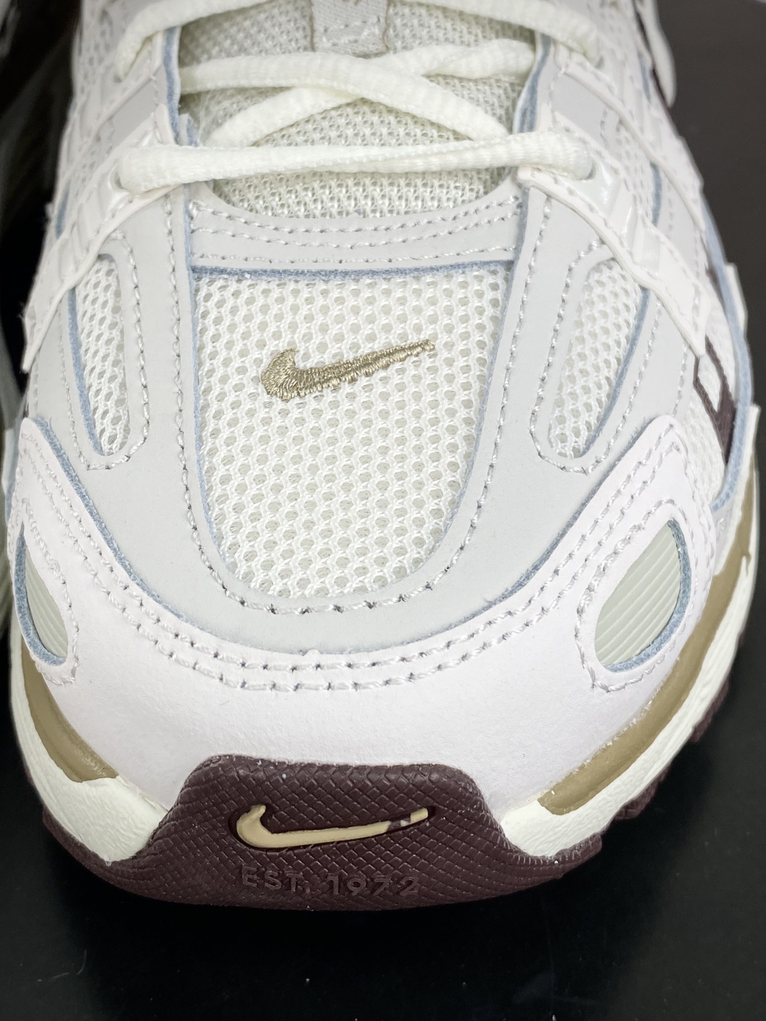 220 耐克Nike P-6000"Bone Sail Phantom"系列低帮慢跑鞋“米白酒红乌龙卡其”HF0728-201