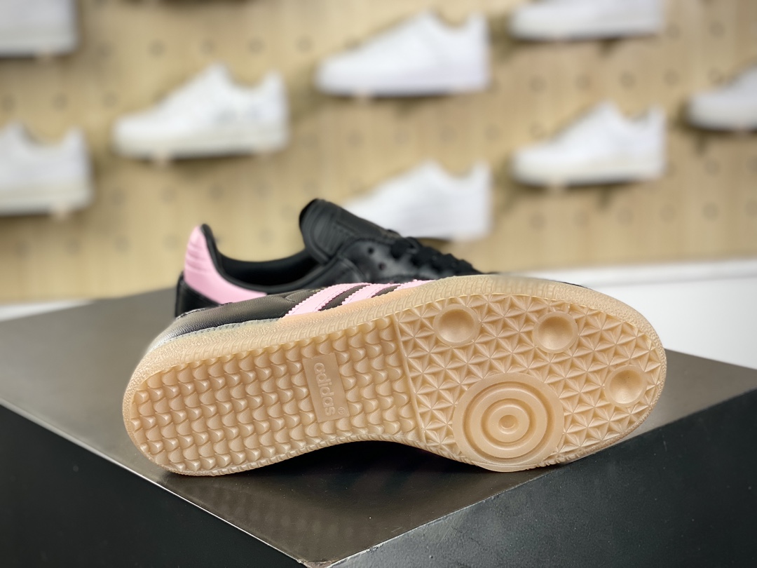 220 Lionel Messi x adidas Samba"Inter Miami CF/Black Pink"桑巴舞系板鞋“联名迈阿密黑粉”IH8157