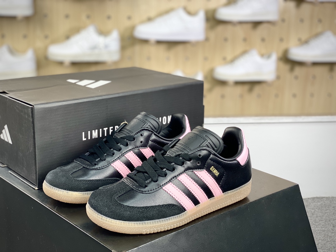 220 Lionel Messi x adidas Samba”Inter Miami CF/Black Pink”桑巴舞系板鞋“联名迈阿密黑粉”IH8157