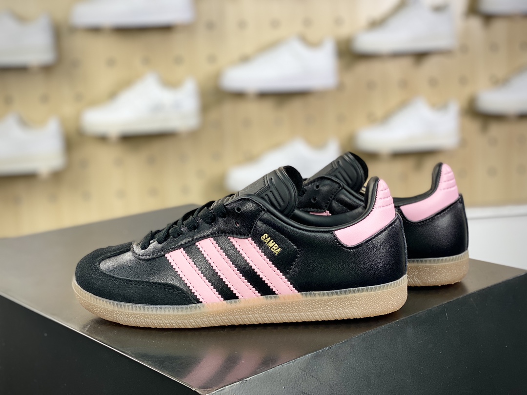 220 Lionel Messi x adidas Samba"Inter Miami CF/Black Pink"桑巴舞系板鞋“联名迈阿密黑粉”IH8157