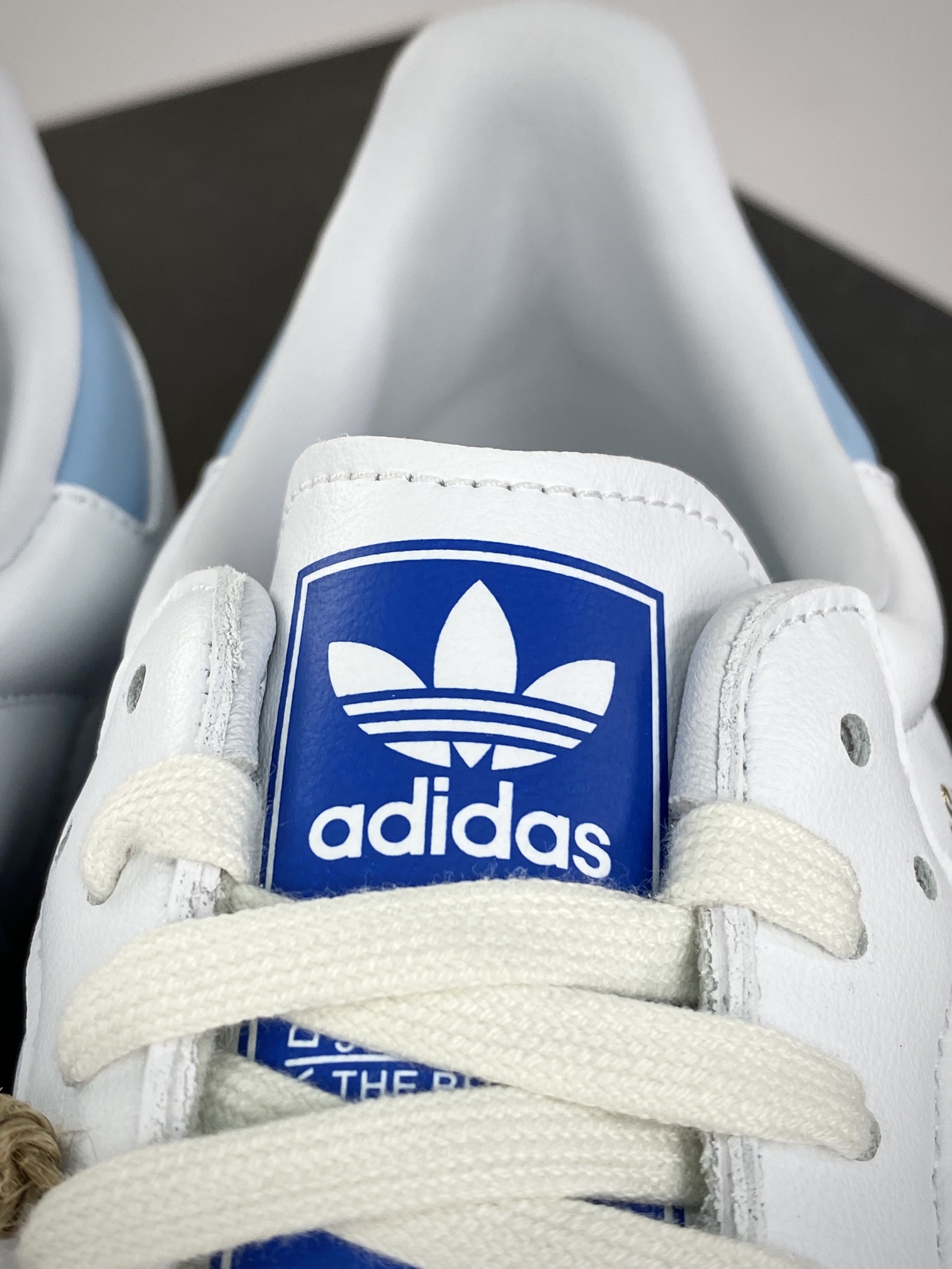 160 阿迪达斯/三叶草Adidas Originals Samba OG桑巴舞板鞋“皮革白灰浅蓝生胶底”ID2055