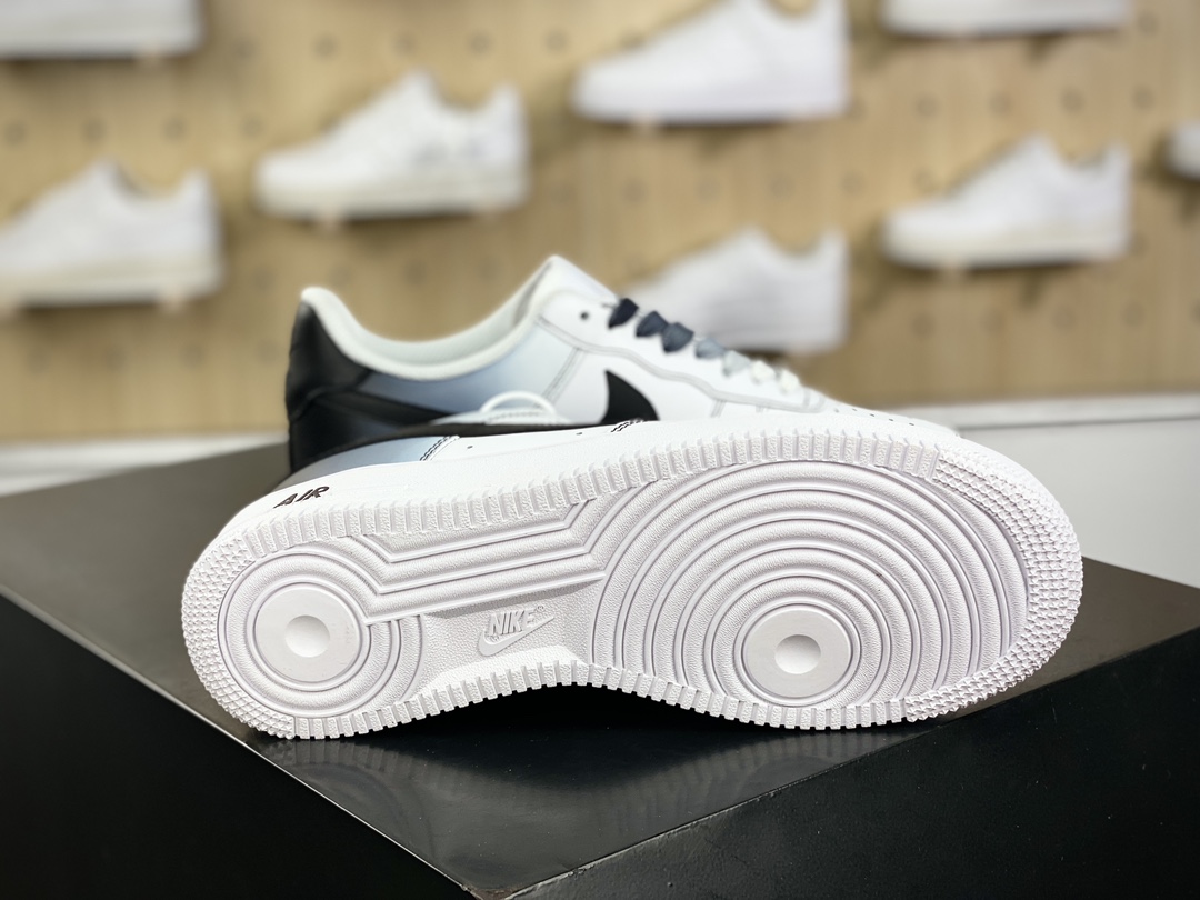 220 耐克Nike Air Force 1’07 Low"White/Sliver"空军一号板鞋“皮革白灰银渐变”FN0366-101