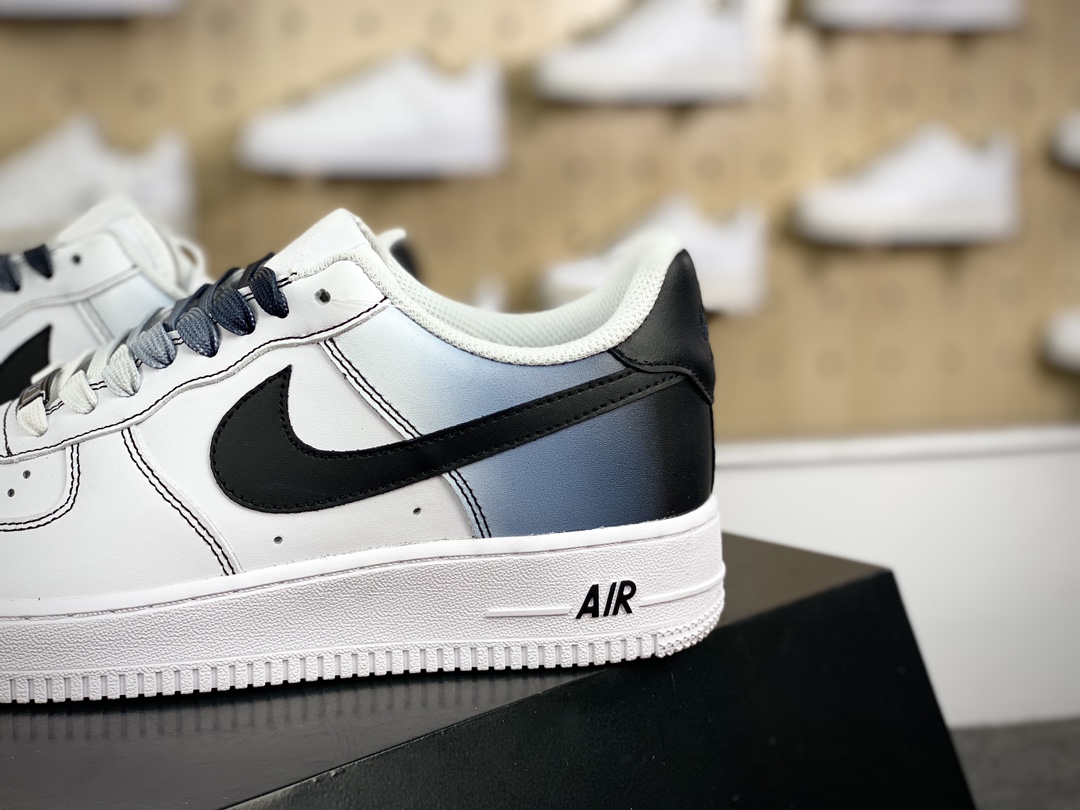 220 耐克Nike Air Force 1’07 Low"White/Sliver"空军一号板鞋“皮革白灰银渐变”FN0366-101