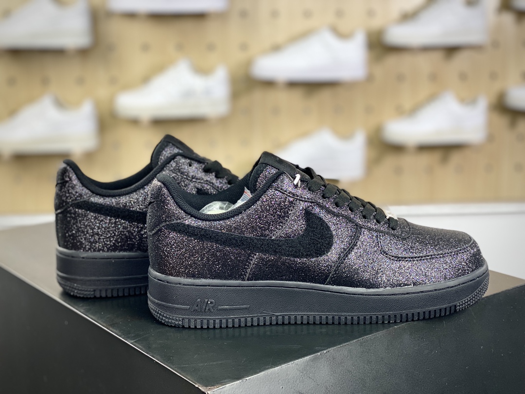 220 耐克Nike Air Force 1'07 Low"Black Swan"空军一号低帮板鞋“黑天鹅换勾满天星”CW2288-001