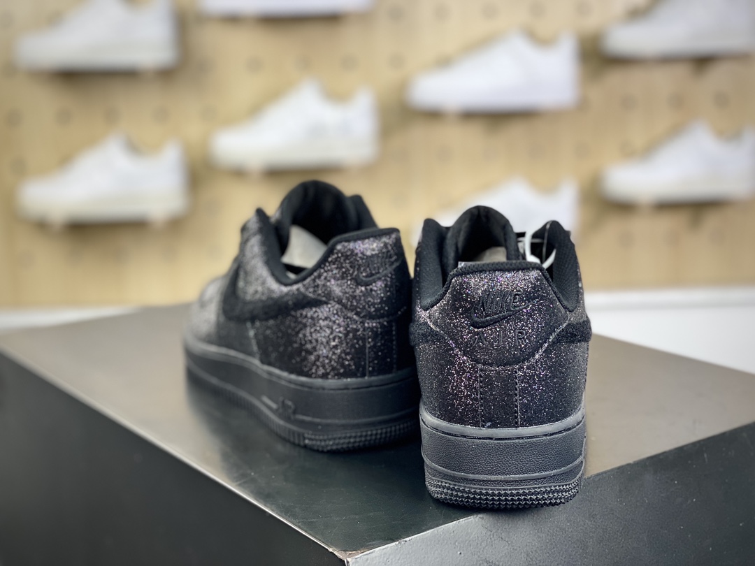 220 耐克Nike Air Force 1'07 Low"Black Swan"空军一号低帮板鞋“黑天鹅换勾满天星”CW2288-001