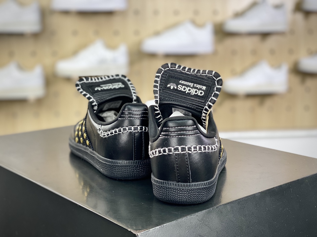 Wales Bonner x Adidas Originals Samba Classic”Studded Pack Black”桑巴舞板鞋“联名黑金铆钉”IG4303