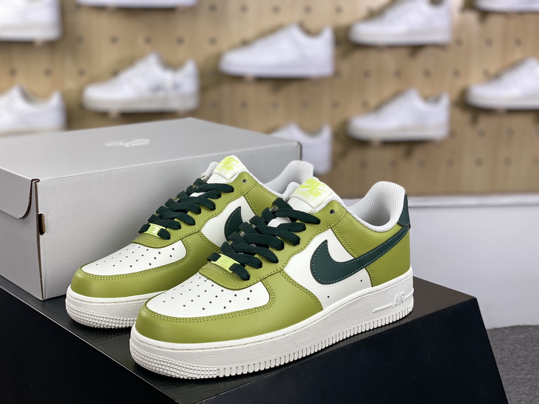 200 耐克Nike Air Force 1’07 Low”White/Ice Blue”空军一号板鞋“皮革白抹茶绿”HJ3484-331