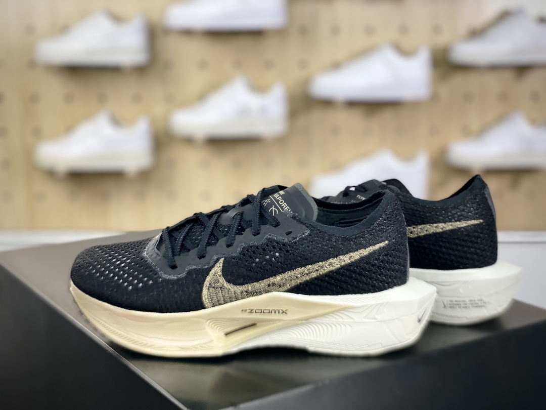 耐克Nike ZoomX Vaporfly NextBlack Metallic Gold Grain”空气慢跑鞋“针织黑金属金渐变”DV4129-001