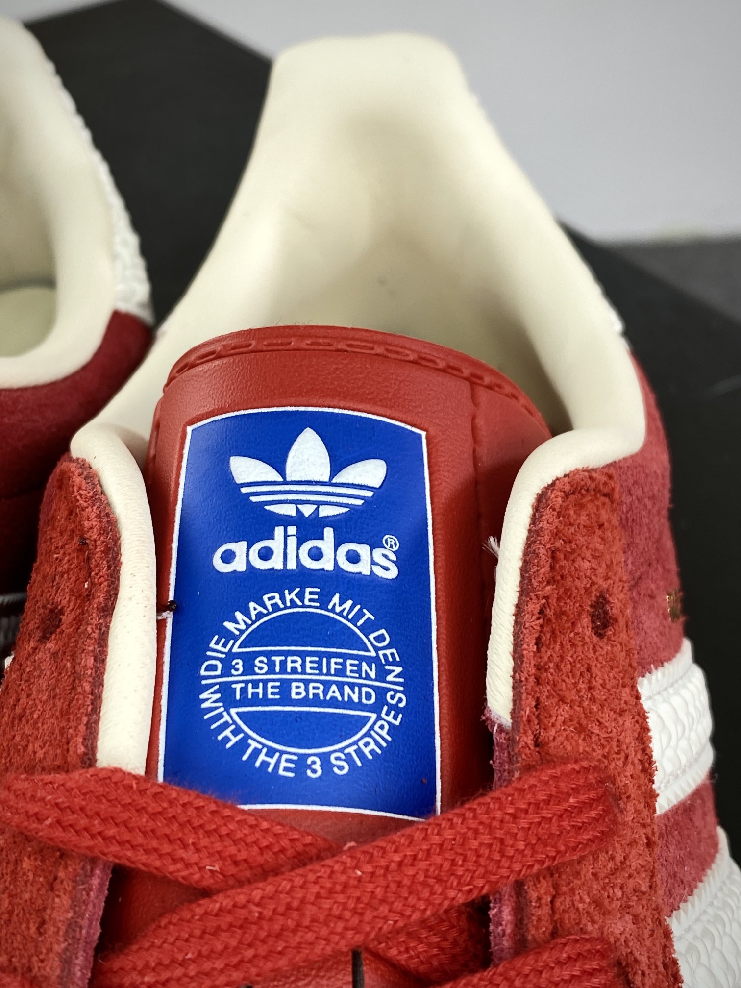 220 阿迪达斯Adidas Gazelle Indoor Trainers 羚羊板鞋“翻毛红白生胶底”IF1808