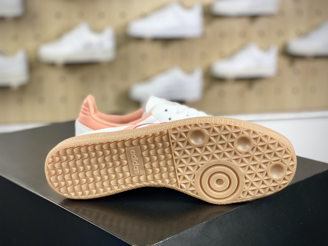 120 三叶草Adidas Originals Samba OG"White/Peach Pink/Gum"桑巴舞板鞋“皮革白浅灰橘粉生胶底”IG5932