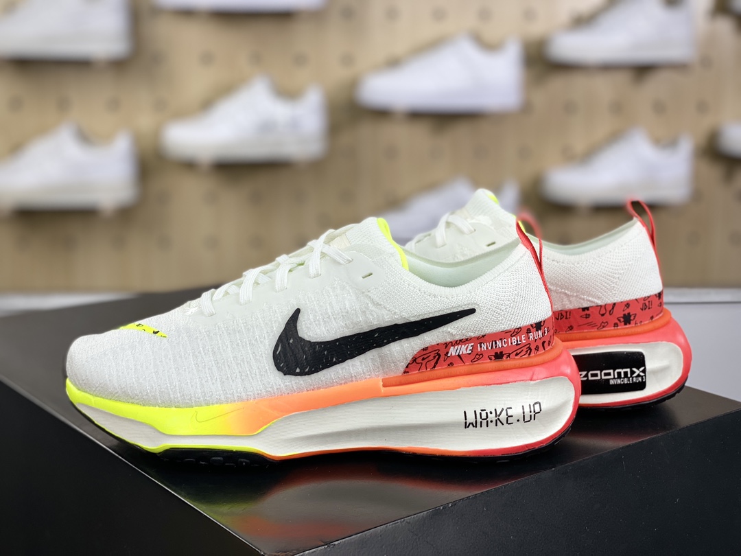 220 耐克Nike ZoomX Invincible Run Flyknit 3"White Bright Crimson"慢跑鞋“针织白黑橙荧光绿渐变”HF4915-100