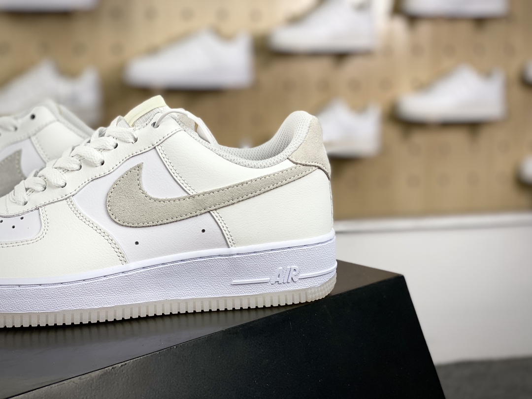 耐克Nike Air Force 1 '07 Low”Summit White”空军一号低帮板鞋“皮革帆布浅灰钩子”FN5832-100