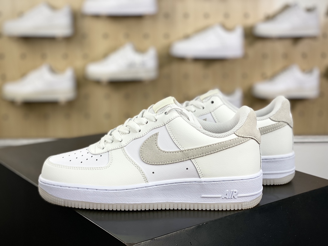 耐克Nike Air Force 1 '07 Low”Summit White”空军一号低帮板鞋“皮革帆布浅灰钩子”FN5832-100