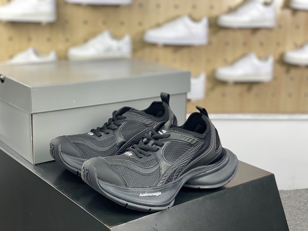 360 巴黎世家BALENCIAGA Circuit Sneakers 环道系列低帮慢跑鞋“网织武士黑白LOGO”793944 WFLGY 1000