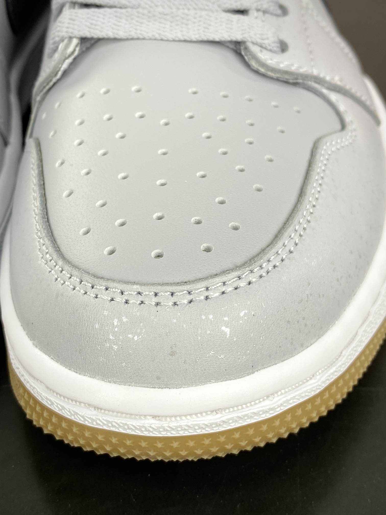 280 耐克Nike Air Jordan 1 Low Golf"Golf Wolf Grey Gum"AJ1乔丹一代运动鞋“皮革狼灰生胶底”DD9315-006