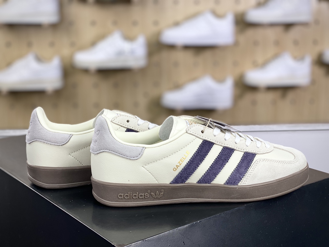 160 Emmi x Adidas Gazelle Indoor Trainers 羚羊内训系列低帮板鞋“联名燕麦米白藏蓝焦糖底”IH8548