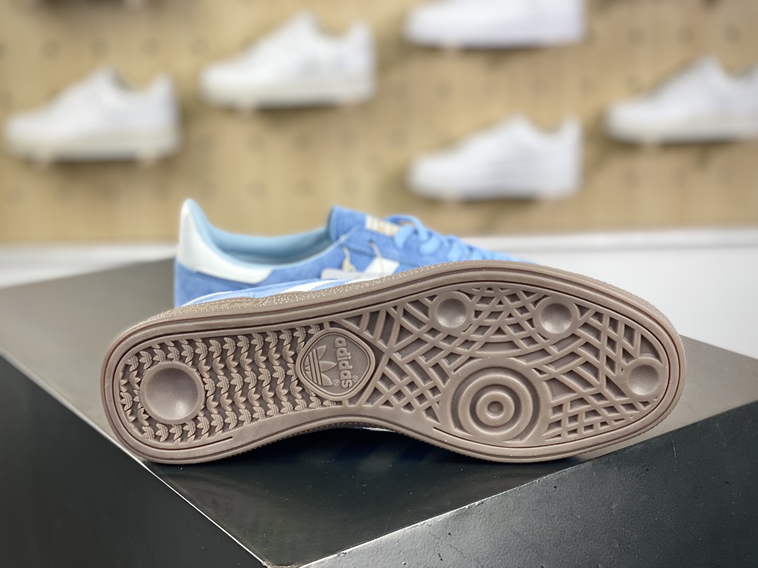 阿迪达斯Adidas Originals Handball SPZL 手球运动员板鞋“翻毛北卡蓝白生胶底”BD7632