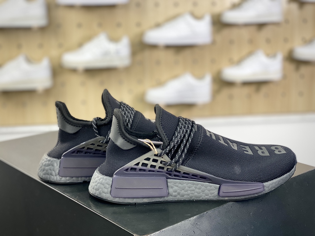 280 菲董联名BBC x Pharrell Williams x adidas Originals NMD Hu Trail NERD人类系列休闲慢跑鞋“黑武士”GX2487