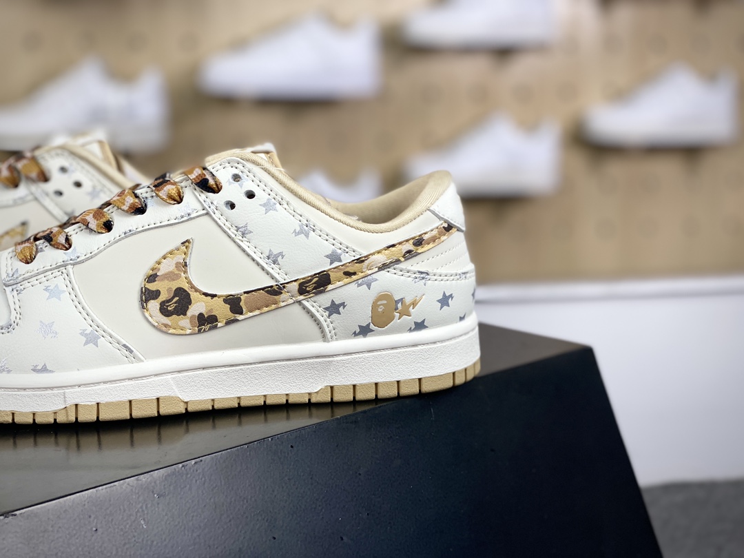 280 Nike SB Dunk Low"Bape"扣篮系列低帮休闲运动滑板板鞋“皮革米白猿人头深棕星星”DQ1098-352