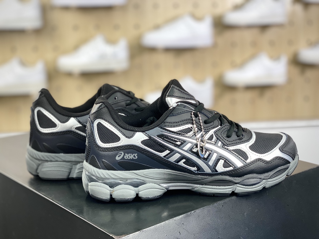 200 日本专业跑鞋品牌-亚瑟士/Asics Gel-NYC 系列低帮复古休闲运动慢跑鞋“黑碳灰”1201A789-020