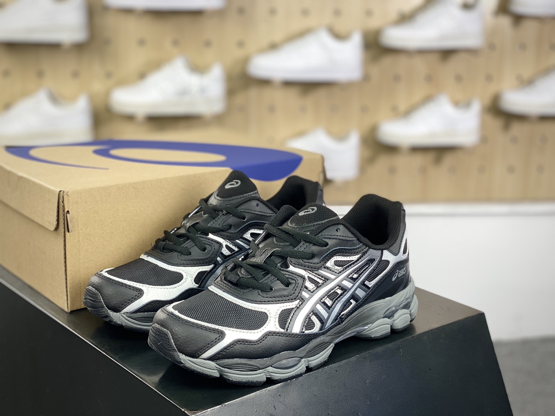 200 日本专业跑鞋品牌-亚瑟士/Asics Gel-NYC 系列低帮复古休闲运动慢跑鞋“黑碳灰”1201A789-020