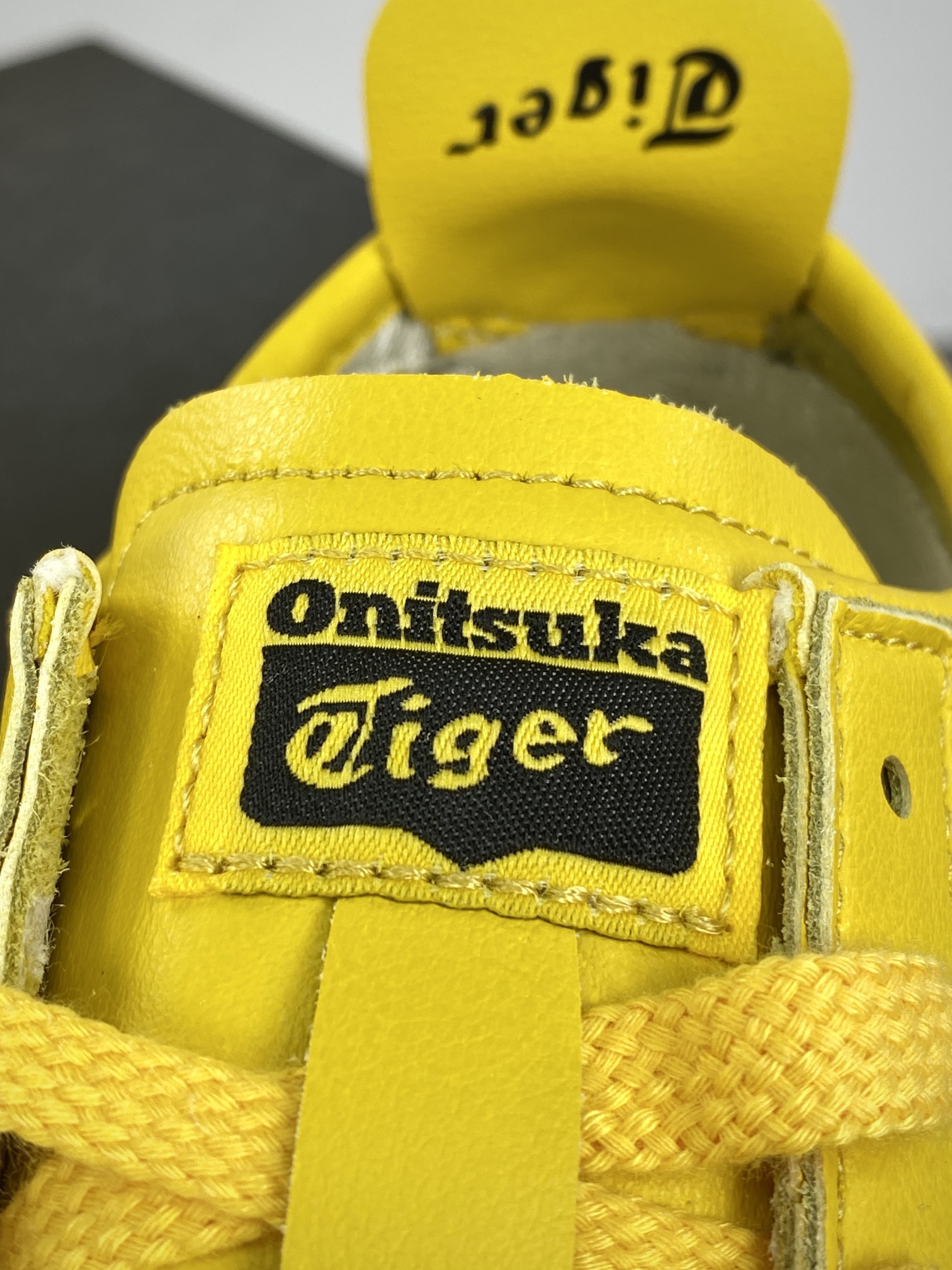 鬼塚虎/Onitsuka Tiger Mexico 66 Slip-On 墨西哥系列复古经典慢跑鞋“帆布李小龙黄黑”1183A746-750