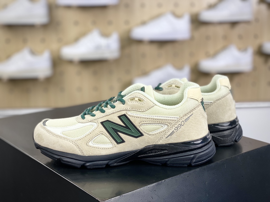 240 NB新百伦New Balance in USA M990V4"Macadamia Nut"系列老爹跑步鞋“澳洲建构米黄绿黑”U990GB4