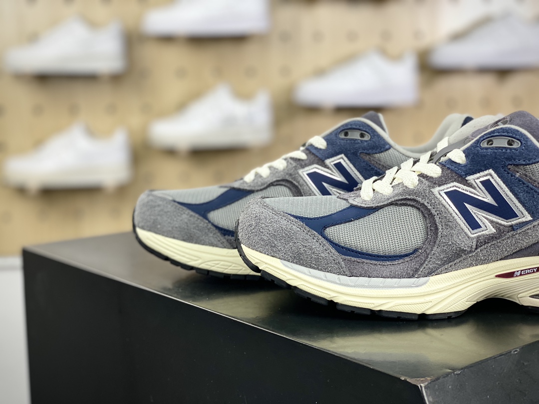 260 NB新百伦New Balance 2002R"Navy Grey"系列低帮慢跑鞋“深灰午夜蓝”M2002REL