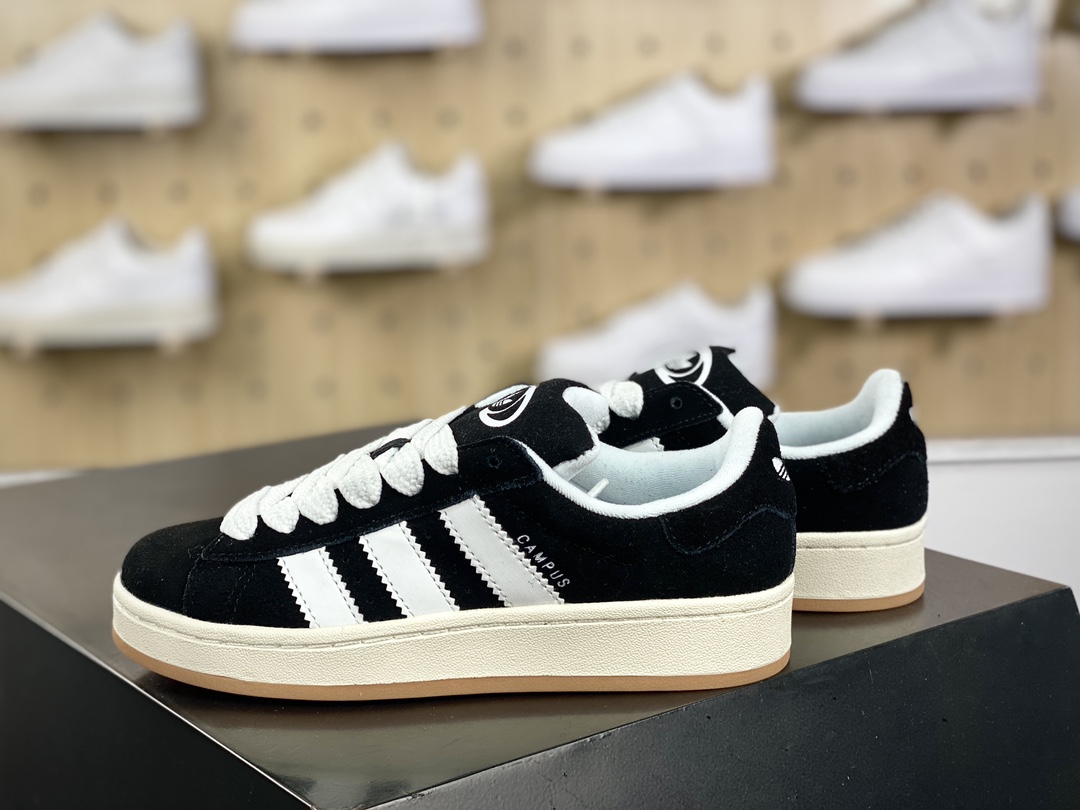 160 阿迪达斯Adidas Originals Campus 00s 学院板鞋“翻毛黑白生胶底”HQ8708