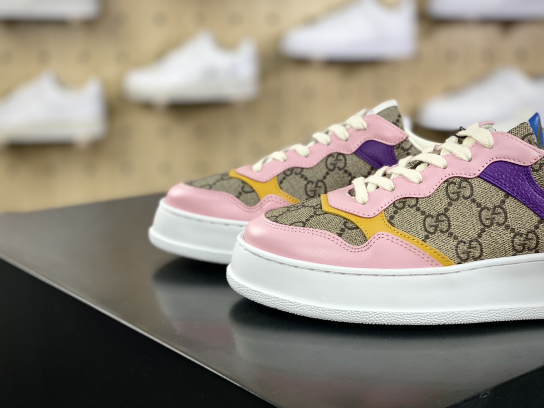 380 古驰/GUCCI Embossed Platform With Chunky Sneaker 厚底系列低帮板鞋“皮革棕乌木灰GG印花”669582 UPGB0 4273