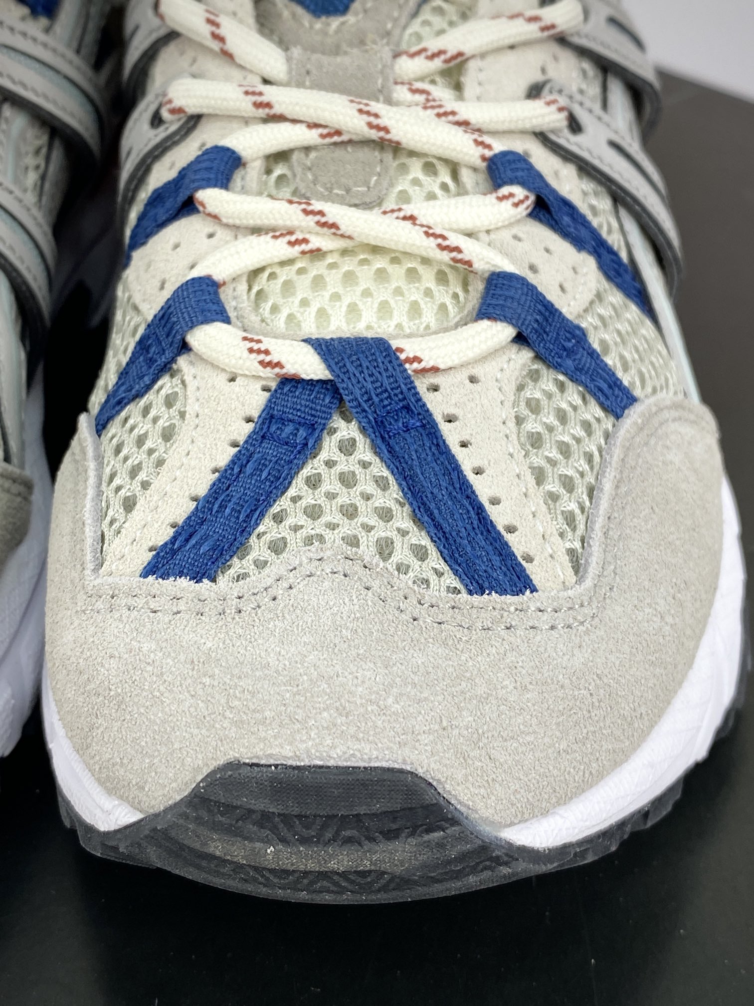 220 亚瑟士/ASICS GEL-Sonoma 15-50系列山系风户外低帮跑步鞋“浅灰米白深蓝红”1202A275-021