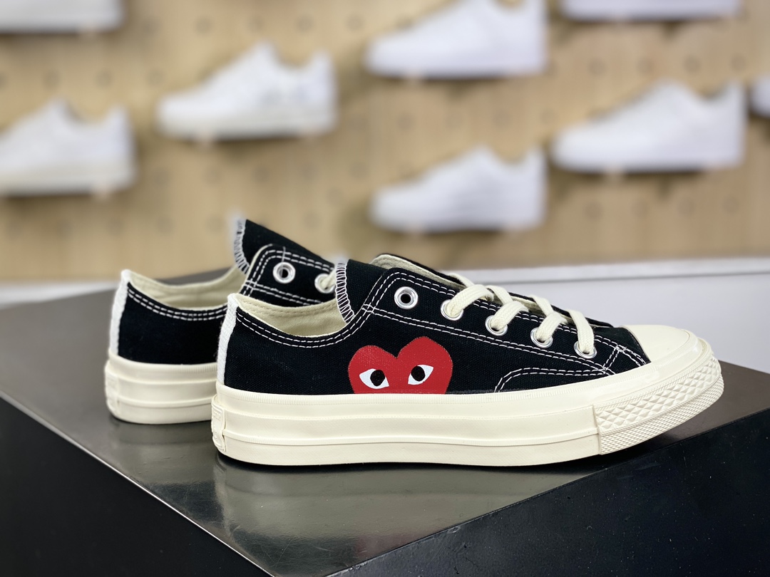 120 Converse Chuck Taylor All Star 1970s OX”CDG”复古三星标低帮休闲运动硫化百搭板鞋“帆布黑红大桃心”150206C