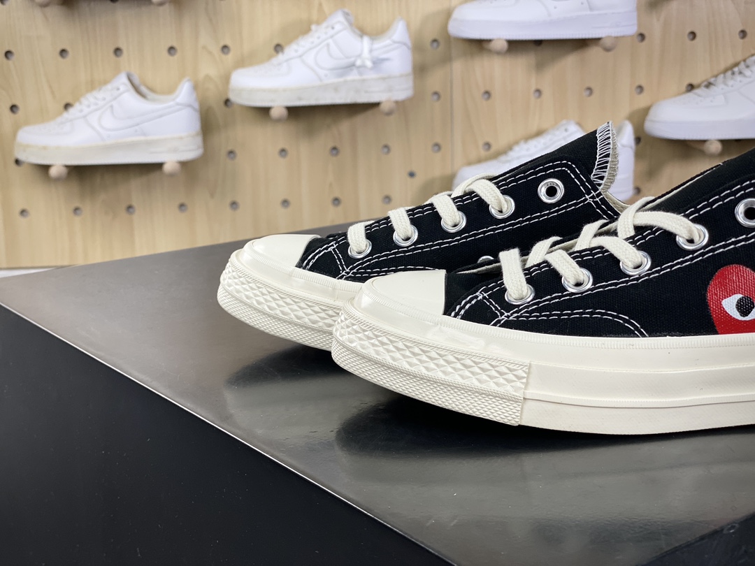 120 Converse Chuck Taylor All Star 1970s OX”CDG”复古三星标低帮休闲运动硫化百搭板鞋“帆布黑红大桃心”150206C