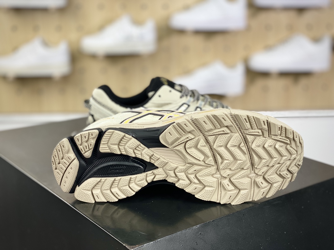 200 亚瑟士/ASICS Tiger Gel-Kahana 卡哈娜8代系列低帮跑步鞋“米黄棕黑”1011B109-201