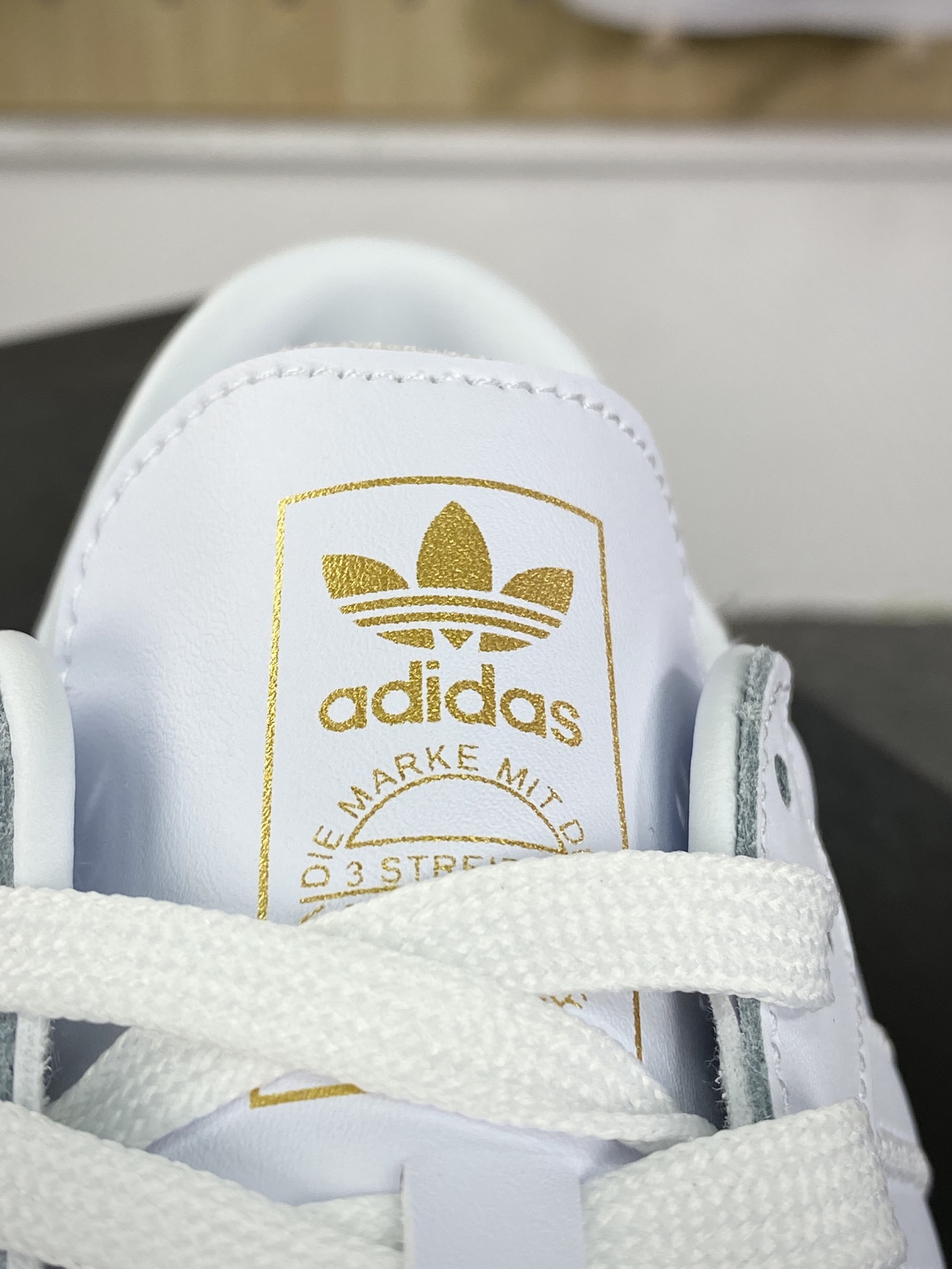 140 阿迪达斯Adidas Originals Campus 00s 学院系列板鞋“皮革白”FV7417