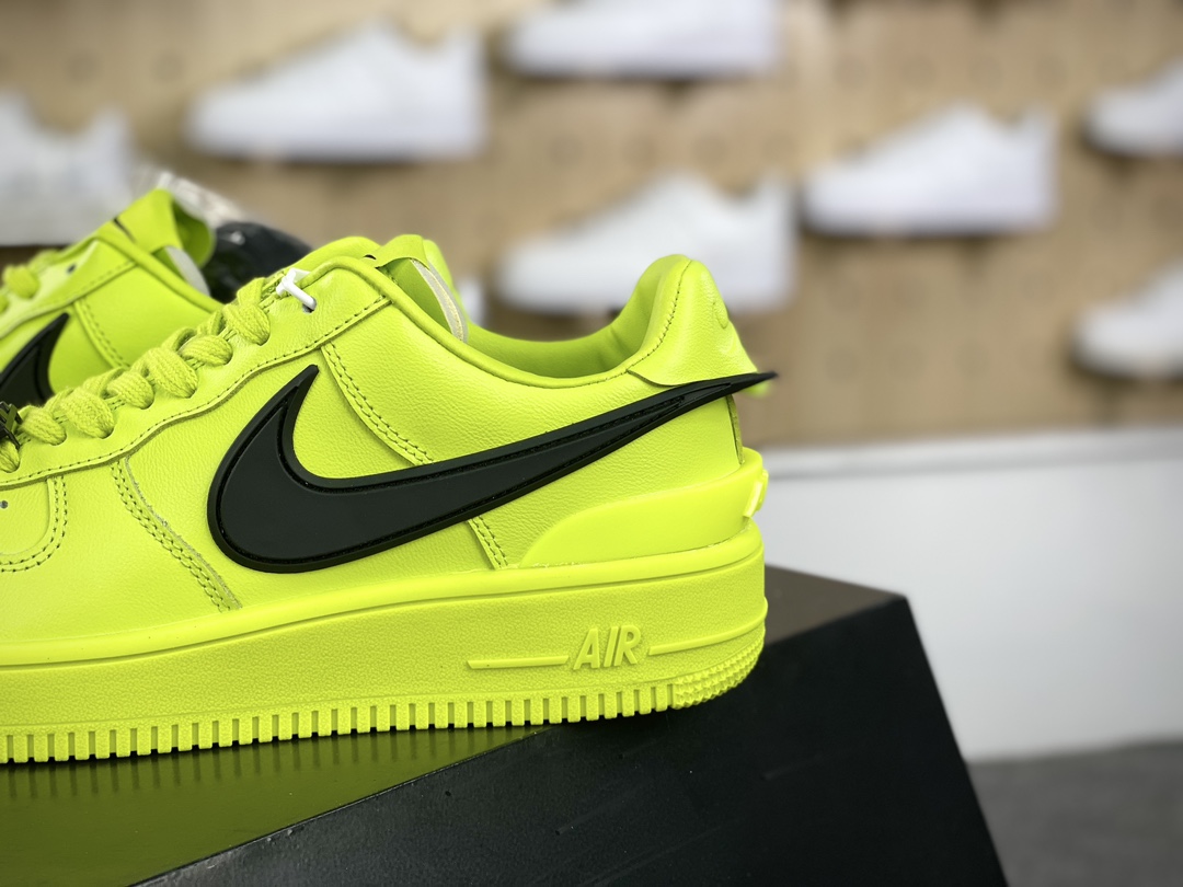 260 Nike Air Force 1 Low SP"Flash Lime"空军一号板鞋“联名荧光绿酸橙黑大钩”DV3464-100