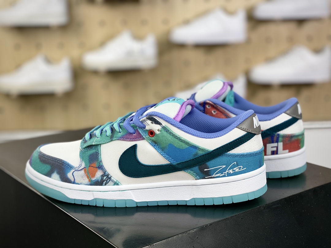 220  Nike SB Dunk Low Pro"Bleached Aqua"扣篮系列低帮板鞋“联名白水蓝水晶扎染涂鸦”HF6061-400