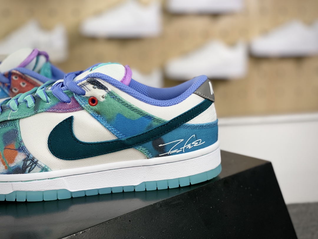 220  Nike SB Dunk Low Pro"Bleached Aqua"扣篮系列低帮板鞋“联名白水蓝水晶扎染涂鸦”HF6061-400