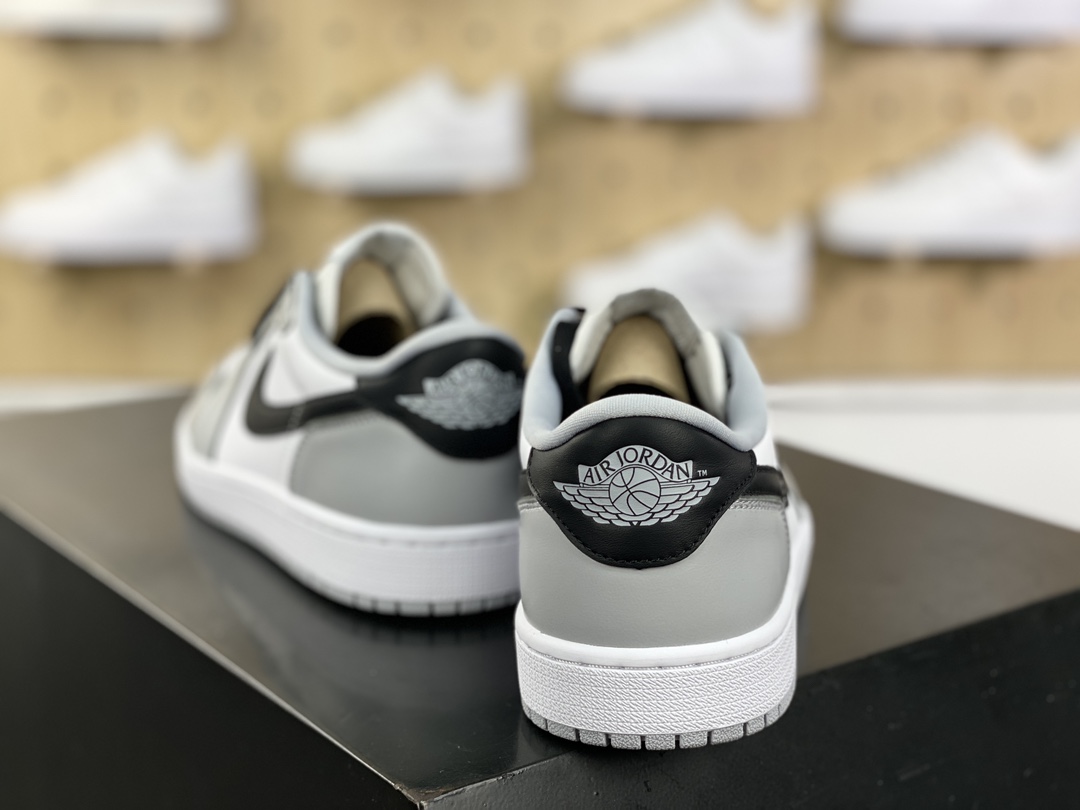 320 耐克Nike Air Jordan 1 Retro Low OG"Barons"AJ1乔丹一代低帮篮球鞋“OG烟灰白黑钩子”CZ0790-110